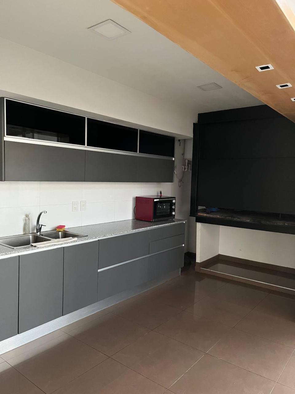 Apartamento Centrico Con Las Mejores Vistas De Mendoza Bagian luar foto