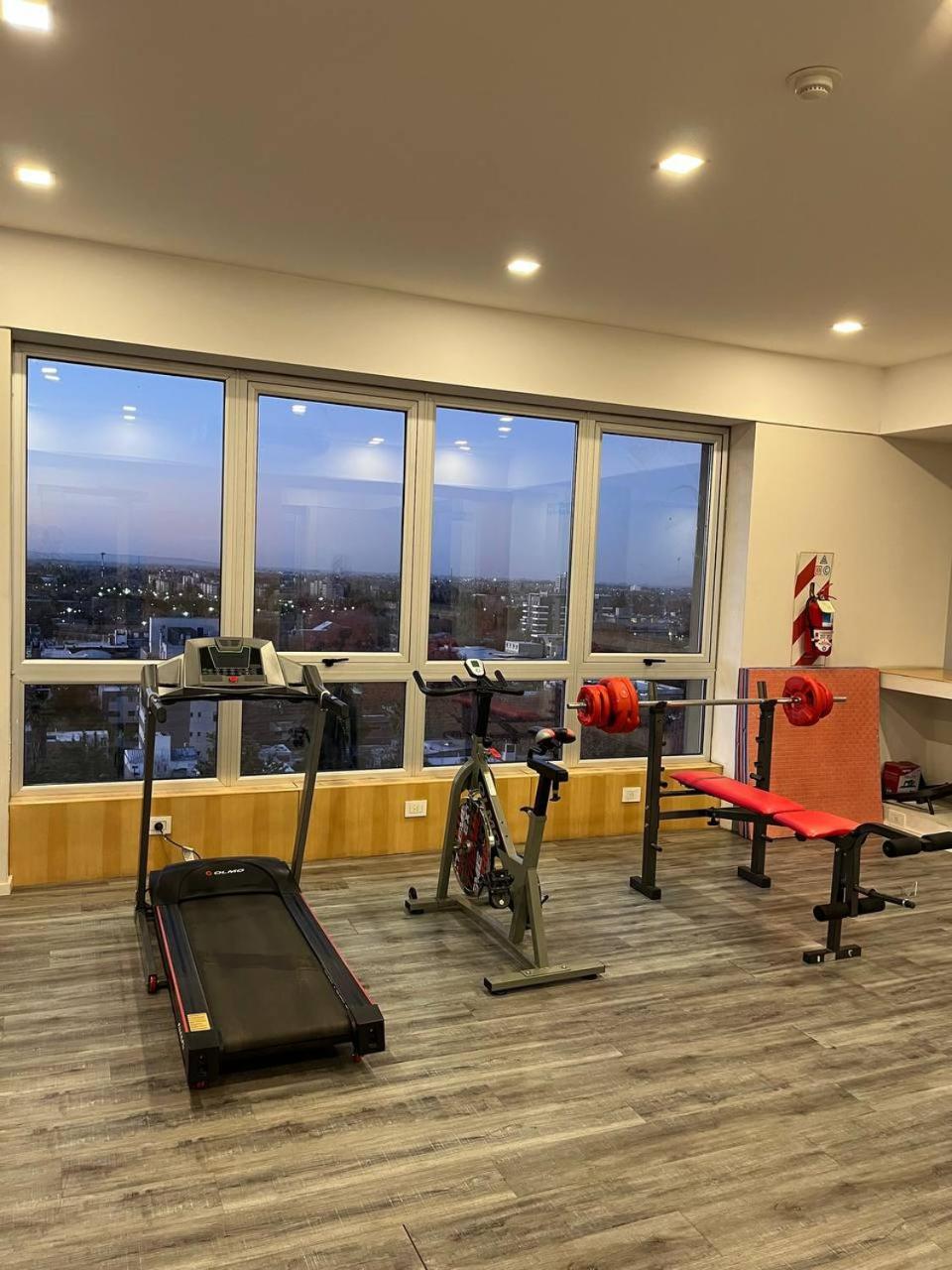 Apartamento Centrico Con Las Mejores Vistas De Mendoza Bagian luar foto